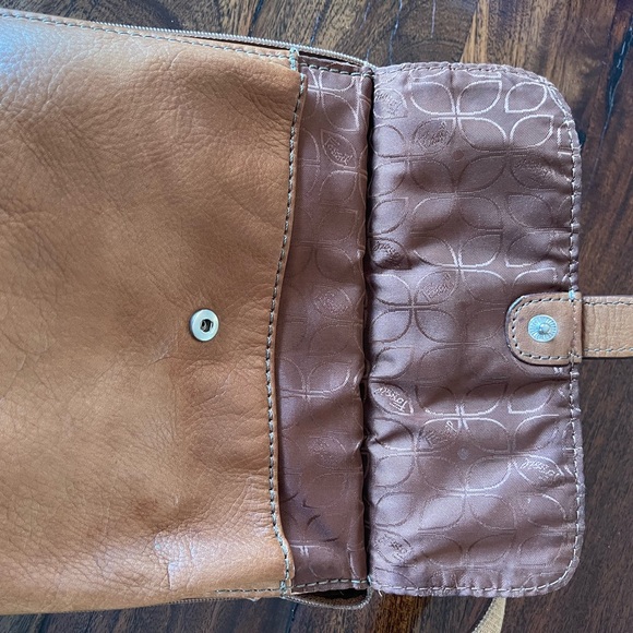 Fossil Tan Leather Crossbody Bag - Picture 8 of 16
